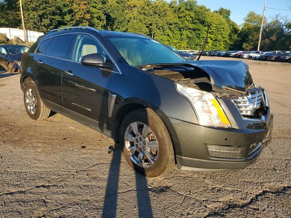 2014 CADILLAC SRX Luxury — Passenger 3/4