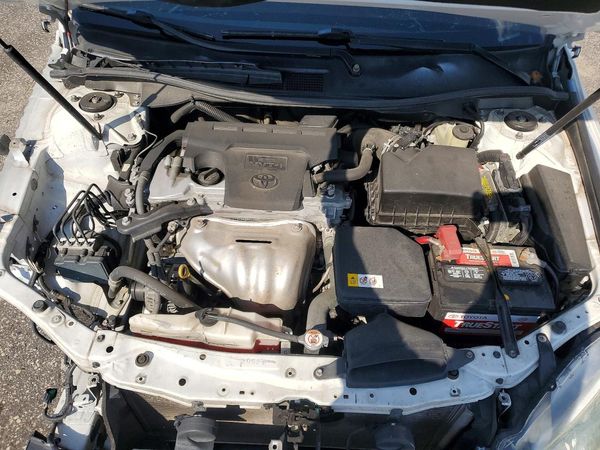 2017 TOYOTA CAMRY LE/SE/XLE/XSE — Engine bay