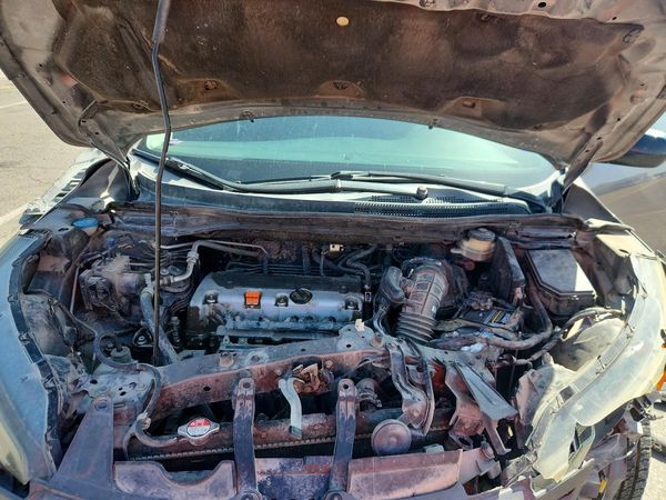 2014 HONDA CRV LX — Engine bay