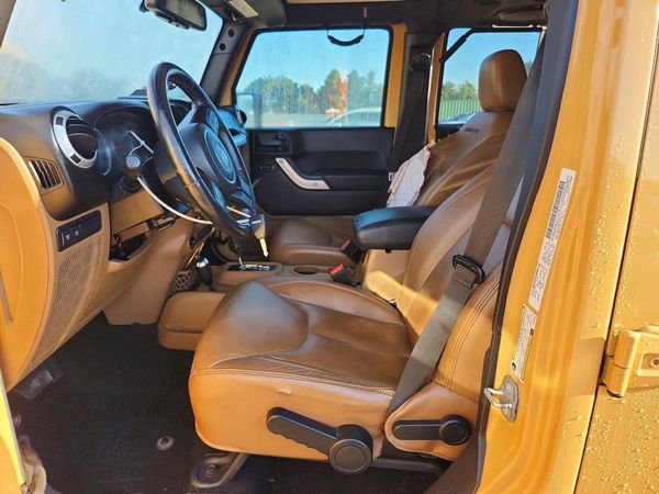2014 JEEP WRANGLER Rubicon — DENT