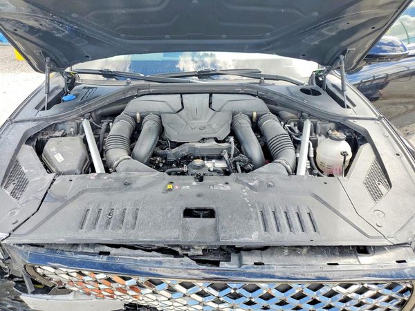 2025 GENESIS GV70 — Engine bay