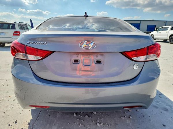 2013 HYUNDAI ELANTRA — DIRR