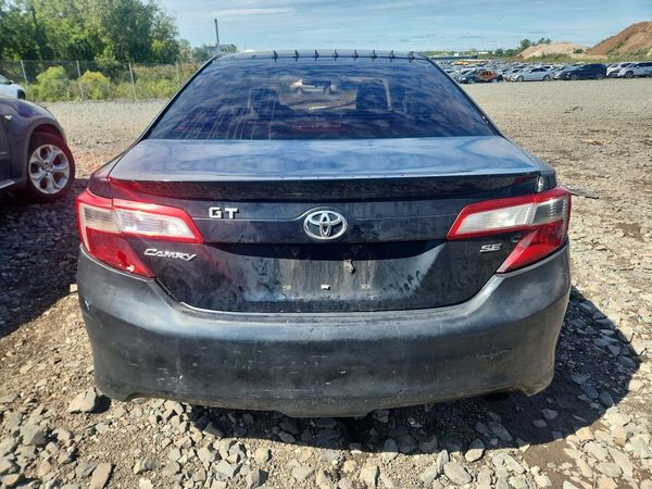 2014 TOYOTA CAMRY — DIRR