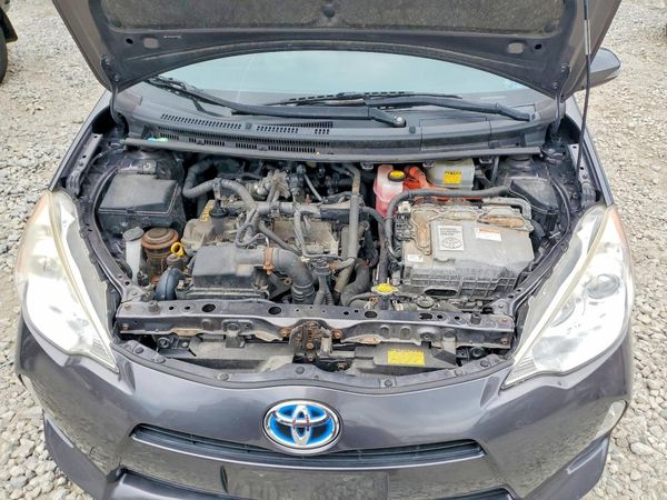 2014 TOYOTA PRIUS