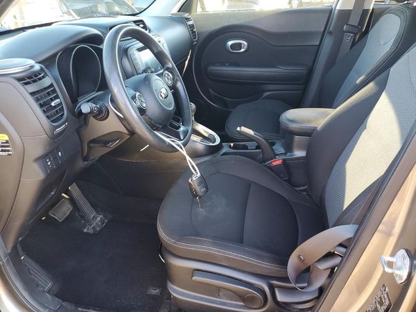 2018 KIA SOUL Plus — DENT