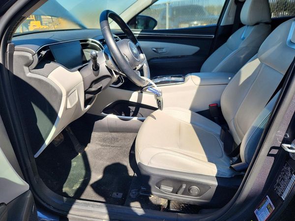 2022 HYUNDAI TUCSON Limited — DENT