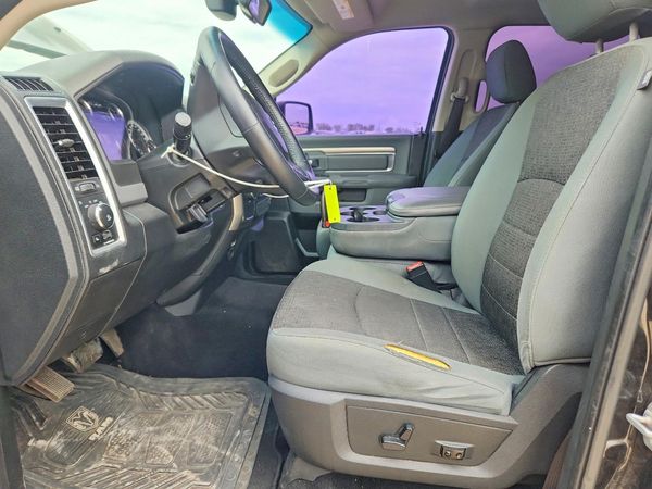 2017 RAM 1500 SLT — DENT