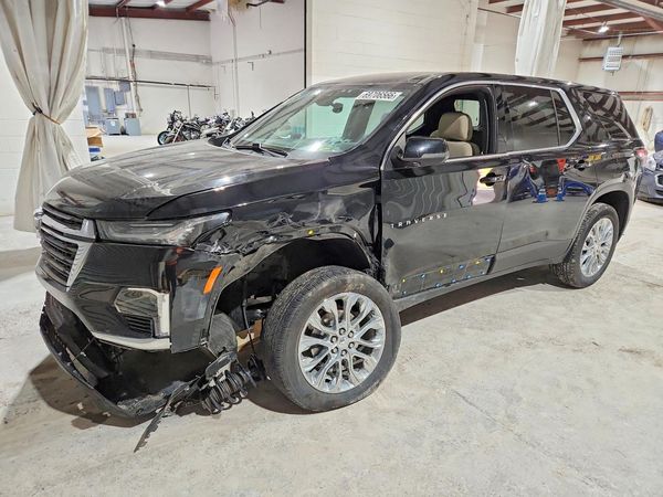 2023 CHEVROLET TRAVERSE LS — Front 3/4