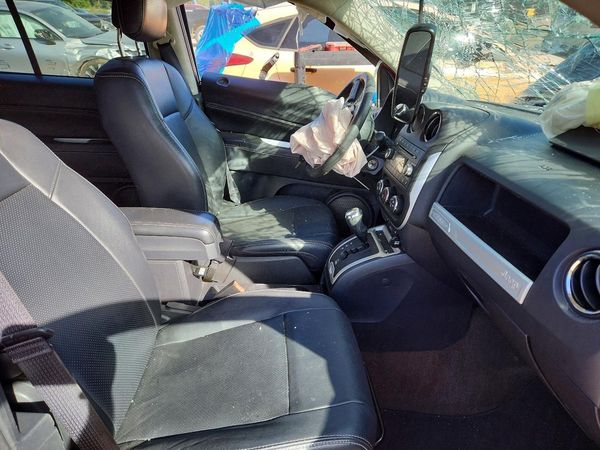 2014 JEEP COMPASS Latitude — DENT