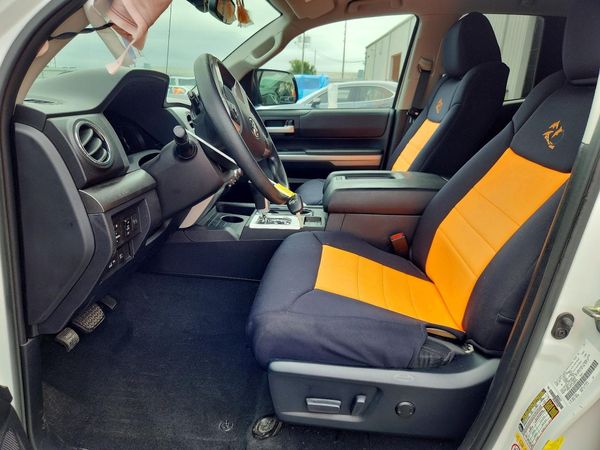 2018 TOYOTA TUNDRA SR/SR5 — DENT