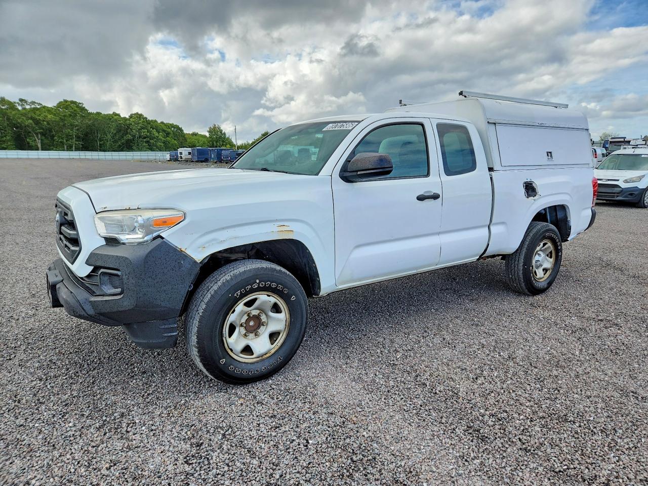 2016 TOYOTA TACOMA SR/SR5 — Front 3/4