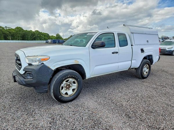 2016 TOYOTA TACOMA — DSFA — Front 3/4