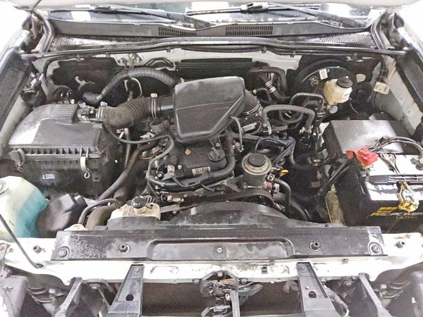 2022 TOYOTA TACOMA SR5 — Engine bay