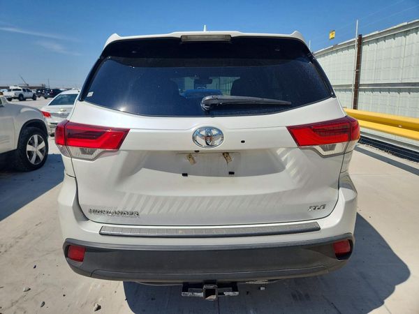 2018 TOYOTA HIGHLANDER SE/XLE — DIRR