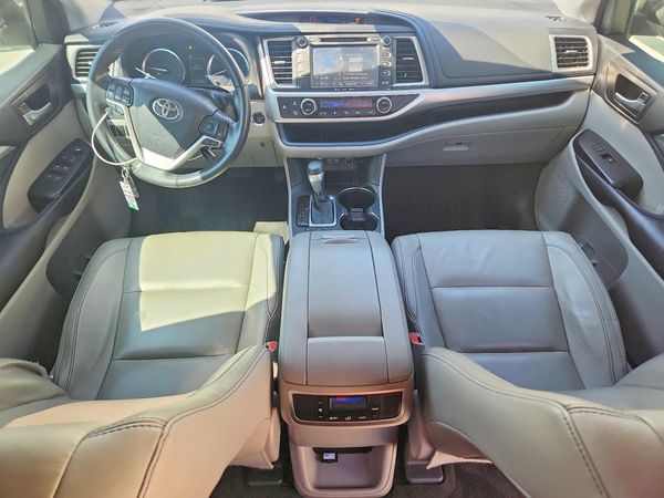 2018 TOYOTA HIGHLANDER SE/XLE — CKPT