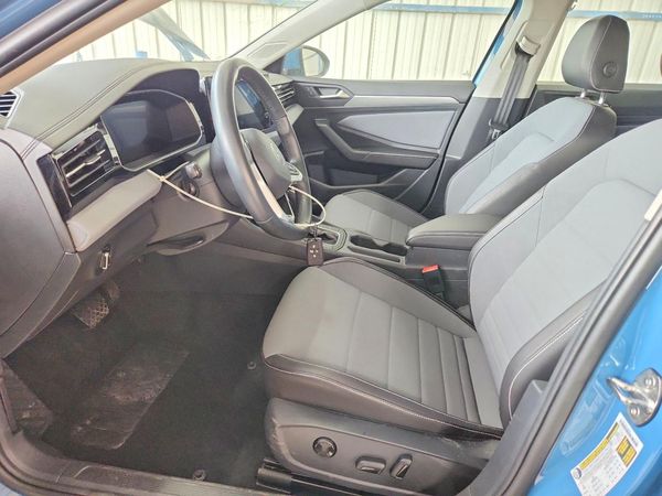 2026 VOLKSWAGEN JETTA SE — DENT