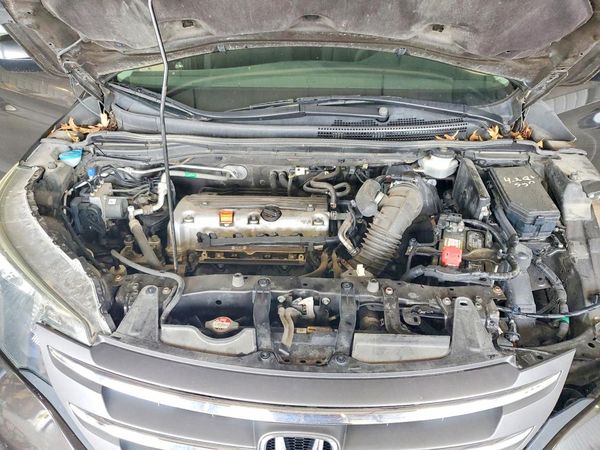 2014 HONDA CRV LX — Engine bay