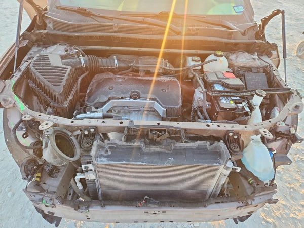 2019 CHEVROLET BLAZER 1LT — Engine bay