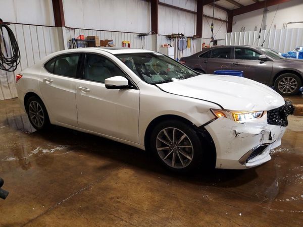 2018 ACURA TLX Standard — Passenger 3/4