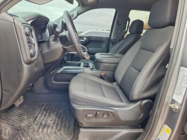 2022 CHEVROLET SILVERADO RST — DENT