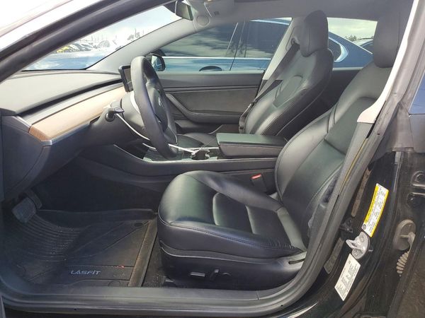 2020 TESLA MODEL 3 — DENT