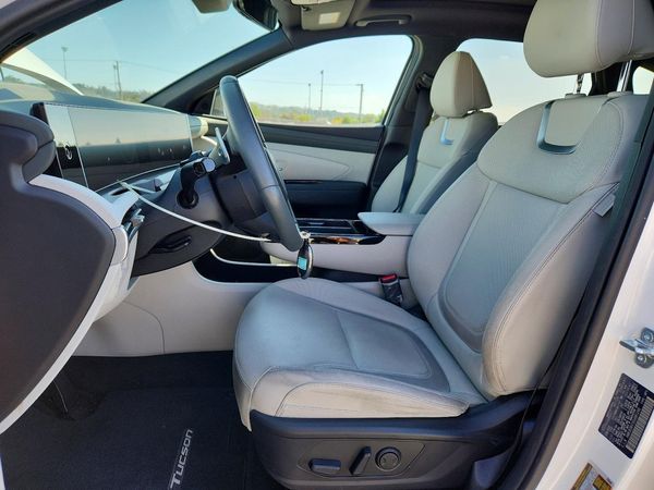 2025 HYUNDAI TUCSON Limited — DENT