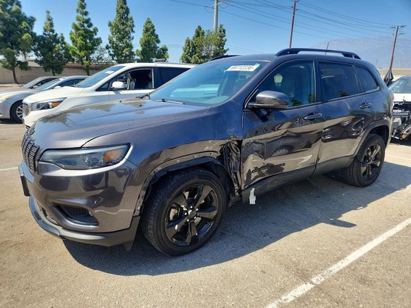 2020 JEEP CHEROKEE — Front 3/4