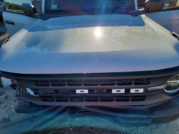 2026 FORD BRONCO — Engine bay
