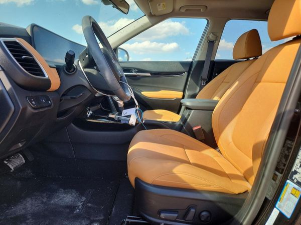 2026 KIA SELTOS — DENT