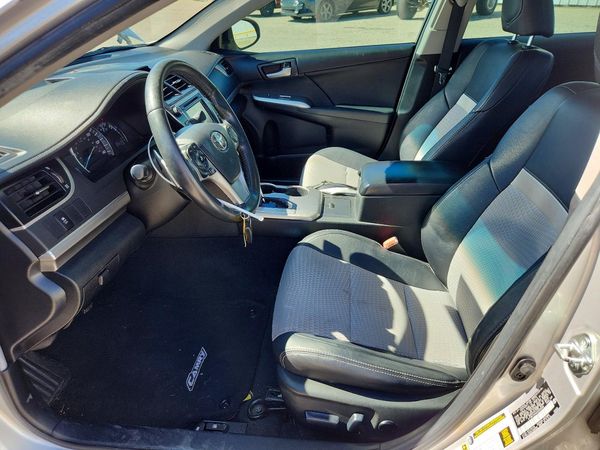 2014 TOYOTA CAMRY — DENT