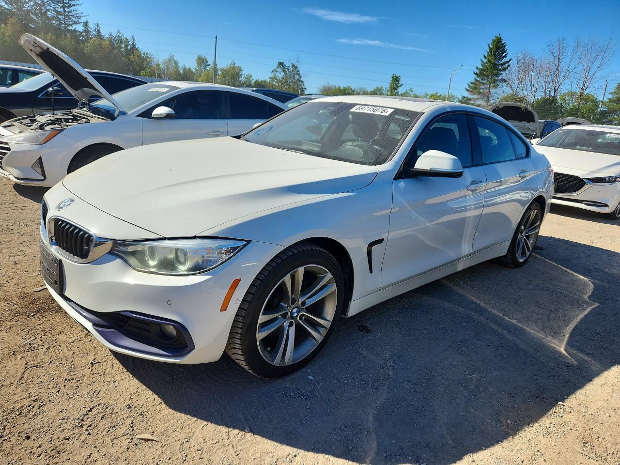 2017 BMW 430XI xDrive GC — Front 3/4