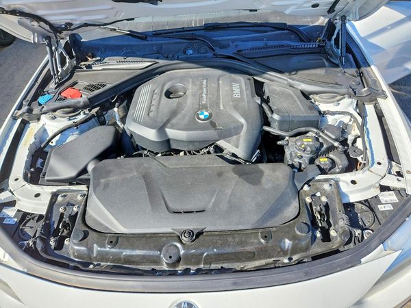 2017 BMW 430XI xDrive GC — Engine bay
