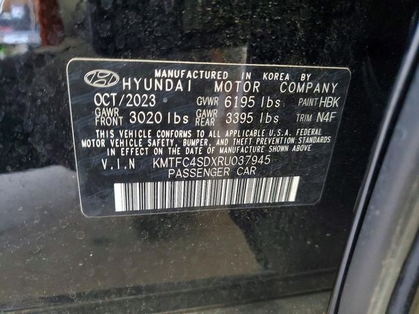 2024 GENESIS G90 — VINS