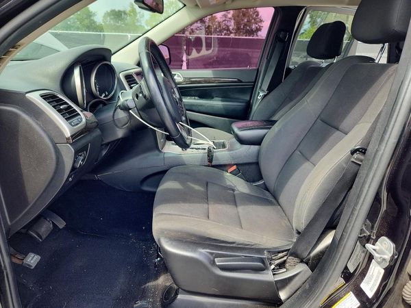 2012 JEEP GRAND CHER Laredo — DENT
