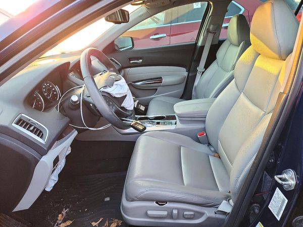 2015 ACURA TLX V6 — DENT