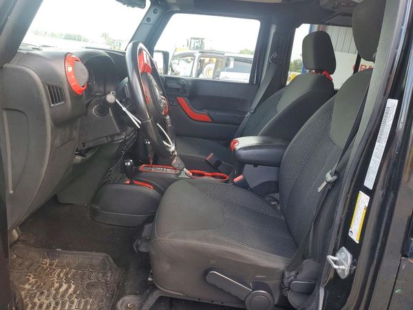 2016 JEEP WRANGLER UNLIMITED Sport — DENT