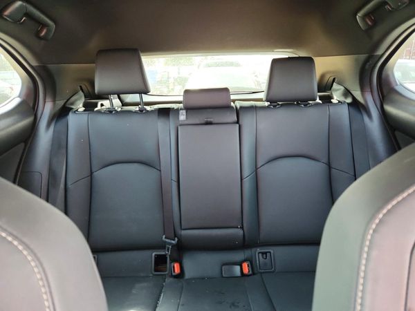 2024 LEXUS UX 250h Luxury — SUVN