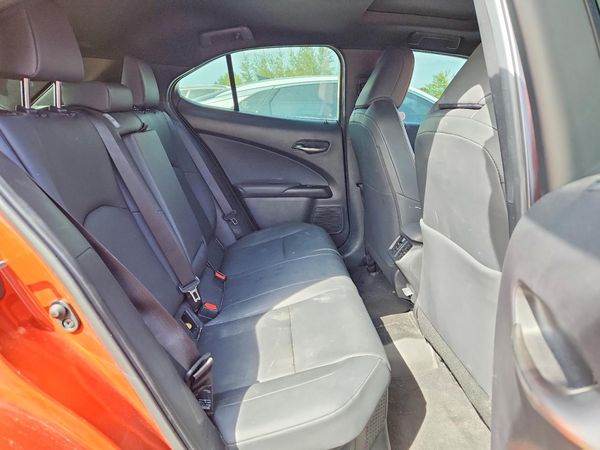 2024 LEXUS UX 250h Luxury — PSRS