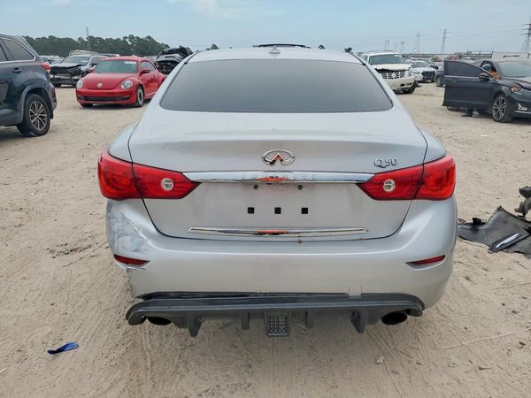 2015 INFINITI Q50 — DIRR