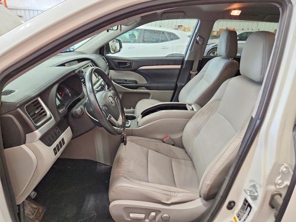 2015 TOYOTA HIGHLANDER Base/Hybrid — DENT