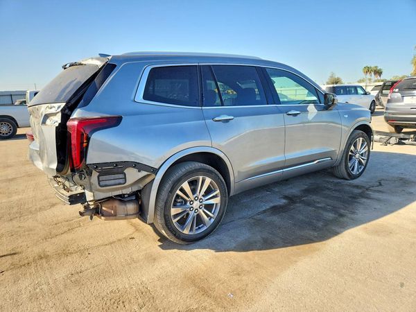 2023 CADILLAC XT6 Premium Luxury — PSRA