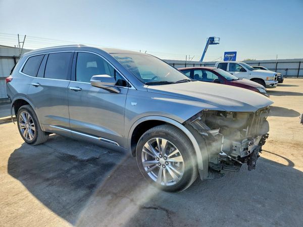 2023 CADILLAC XT6 Premium Luxury — Passenger 3/4