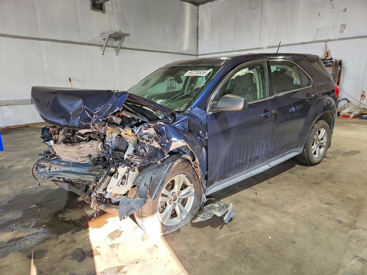 2017 CHEVROLET EQUINOX LS — Front 3/4
