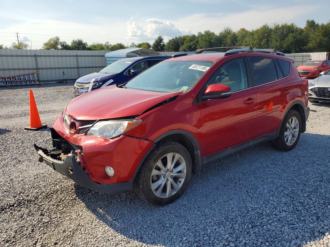 2014 TOYOTA RAV4 High — Front 3/4
