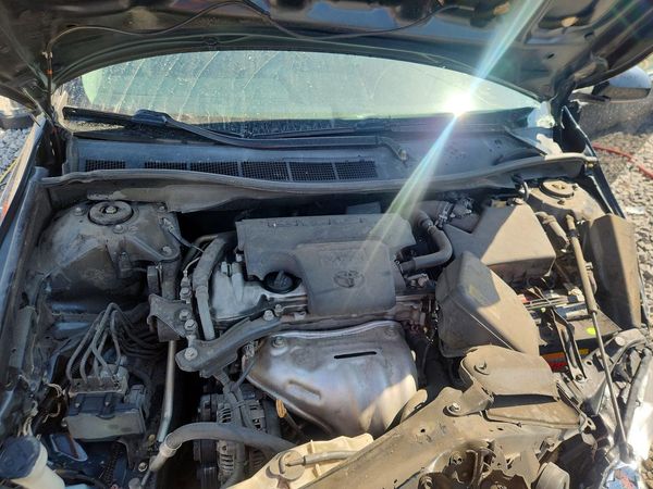 2017 TOYOTA CAMRY LE/SE/XLE/XSE — Engine bay