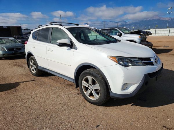 2015 TOYOTA RAV4 XLE (M Grade) — Passenger 3/4