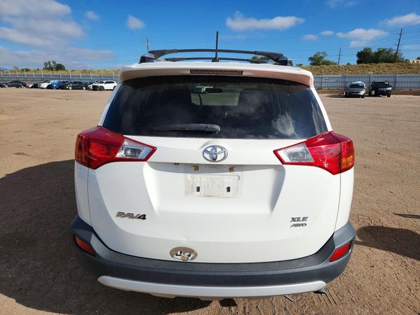 2015 TOYOTA RAV4 XLE (M Grade) — DIRR