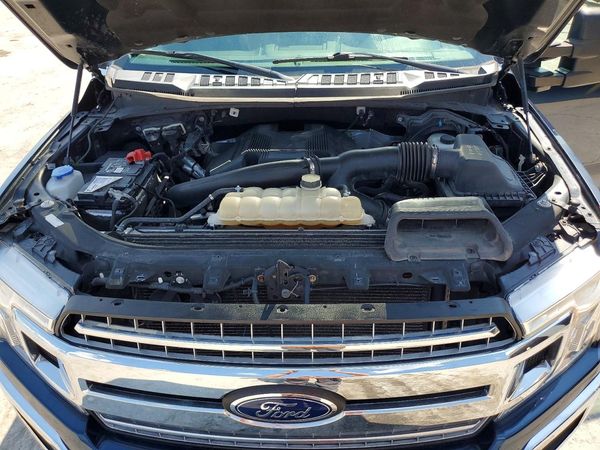 2019 FORD F150 — Engine bay
