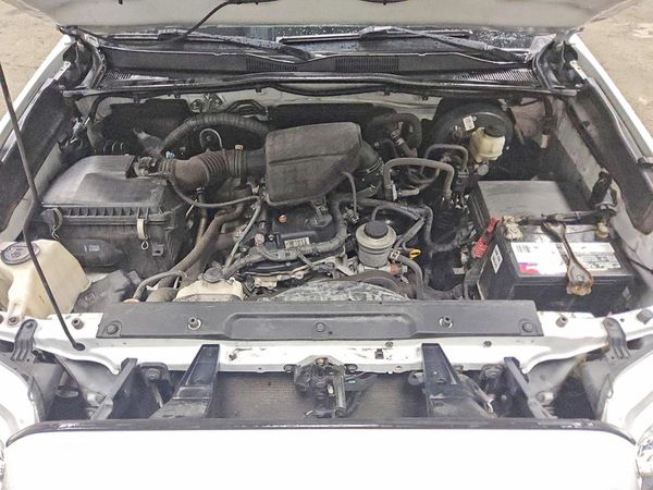 2021 TOYOTA TACOMA SR5 — Engine bay