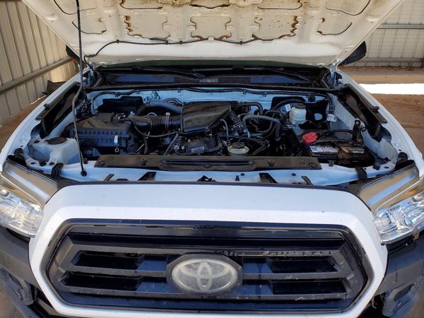 2021 TOYOTA TACOMA SR5 — Engine bay
